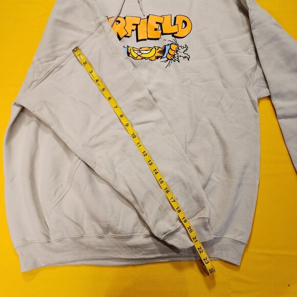 Garfield Nickelodeon Scratching Claws Hanging On Hoodie Sweatshirt Beige Size XL - Picture 7 of 10